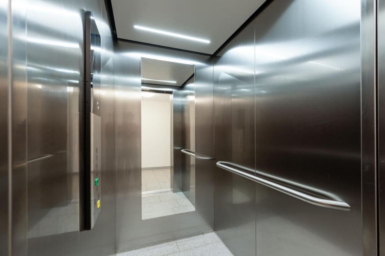 Апартаменты Lit Living: Luxus - Box Spring - Parking - Terrace Людвигсхафен-на-Рейне Экстерьер фото